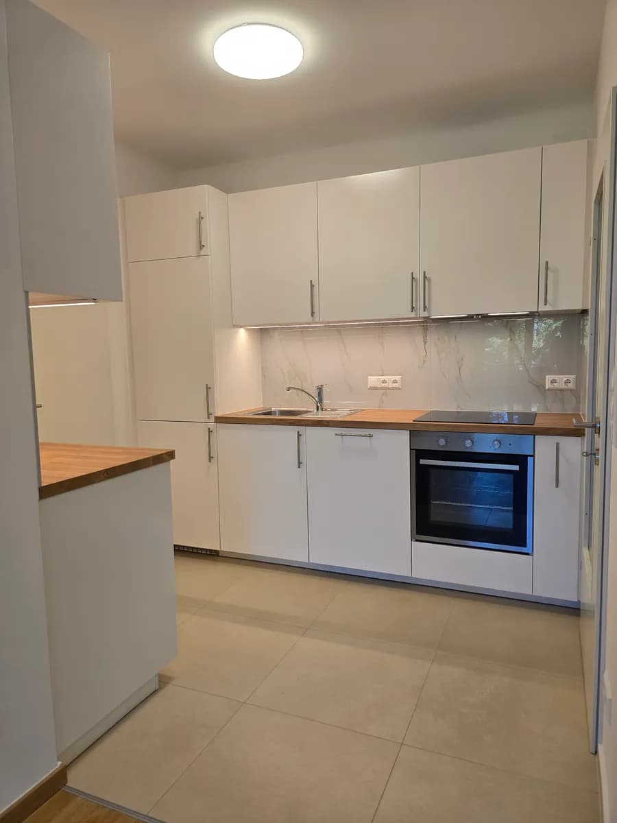 2-Zimmer-Wohnung mieten in Baden – 50 m², € 940 – Bild 5 von 10