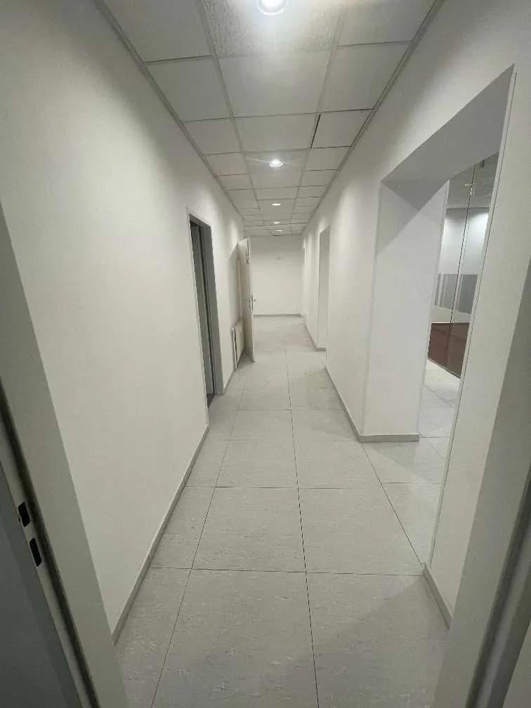 5-Zimmer-Gewerbeimmobilie mieten in Sankt Pölten – 220 m², € 8 – Bild 4 von 24
