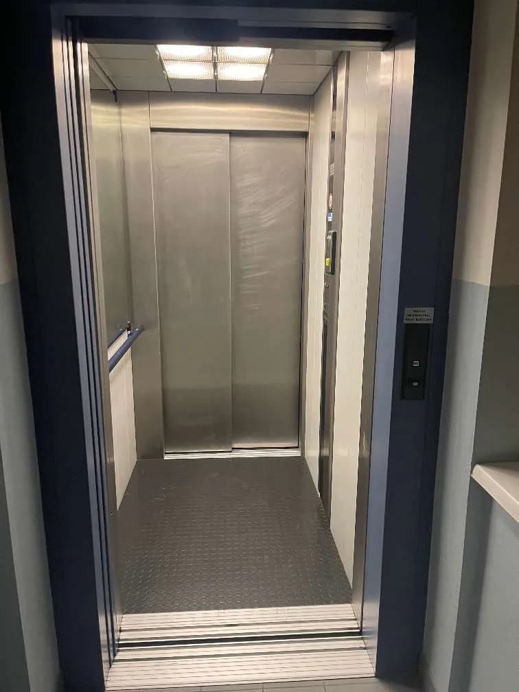 5-Zimmer-Gewerbeimmobilie mieten in Sankt Pölten – 220 m², € 8 – Bild 10 von 24