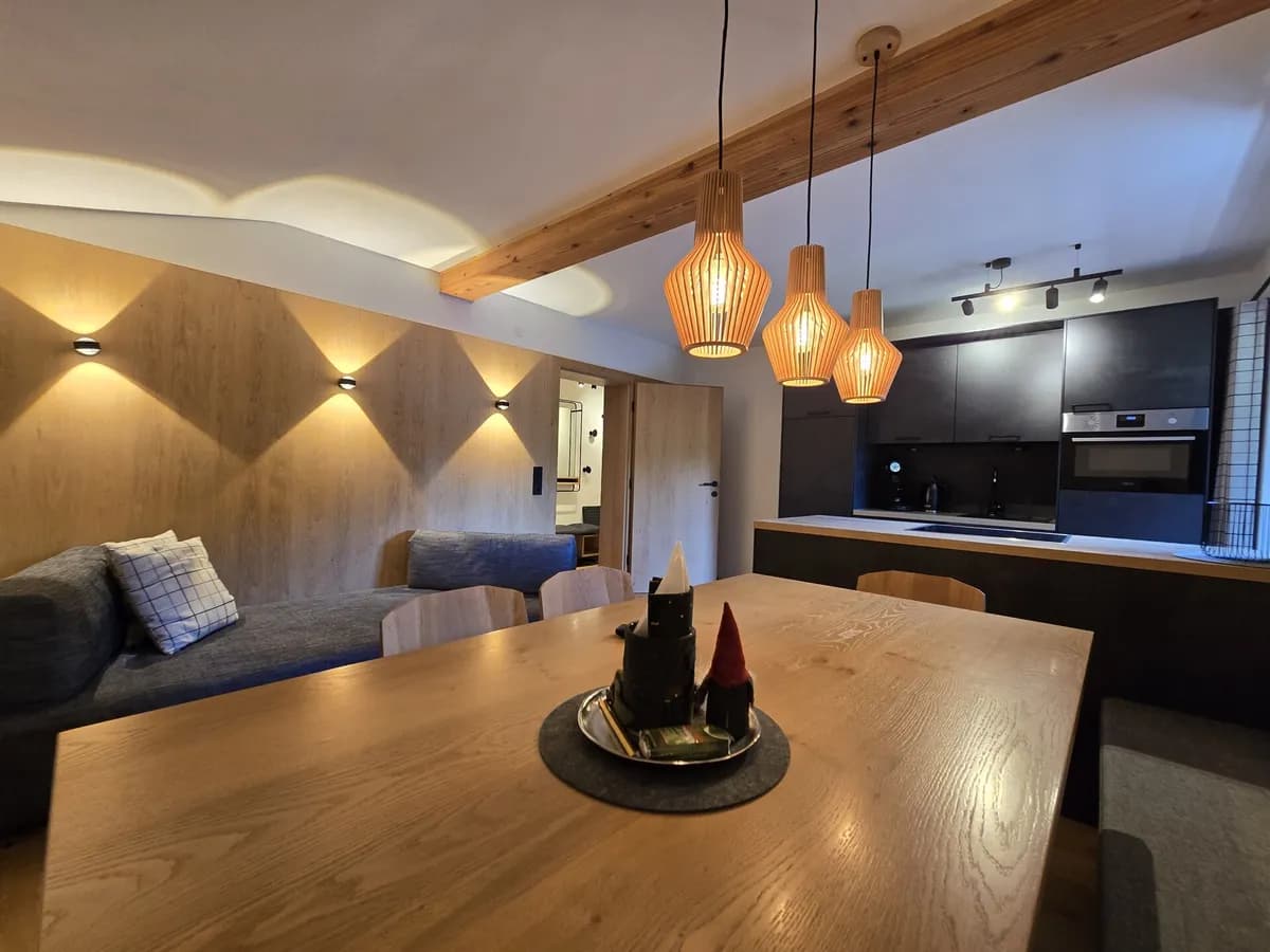 8-Zimmer-Gewerbeimmobilie kaufen in Kitzbühel – 158 m², € 790.000 – Bild 6 von 28