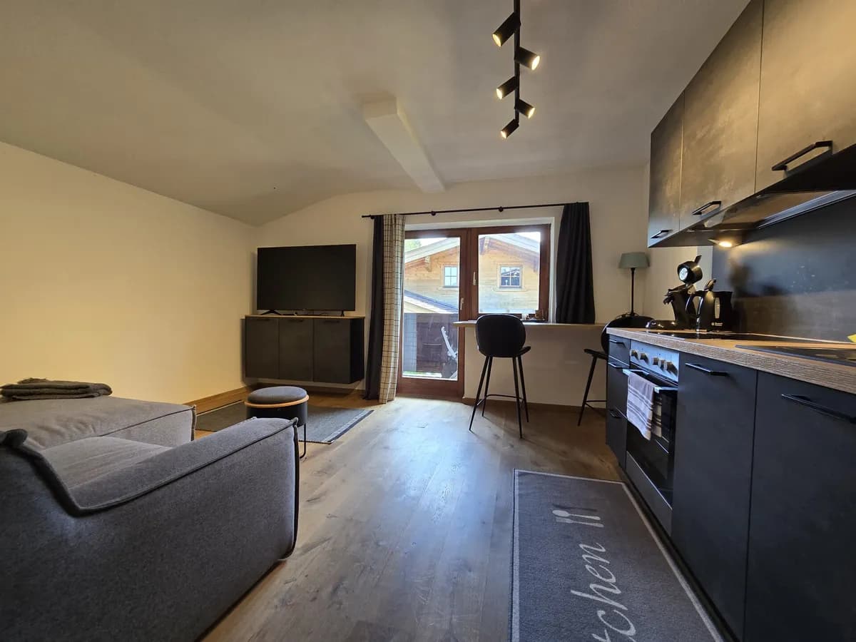 8-Zimmer-Gewerbeimmobilie kaufen in Kitzbühel – 158 m², € 790.000 – Bild 15 von 28
