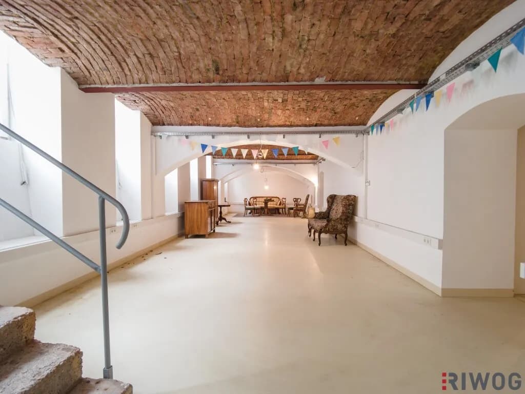 Gewerbeimmobilie kaufen in Wien – 172 m², € 270.000 – Bild 1 von 17