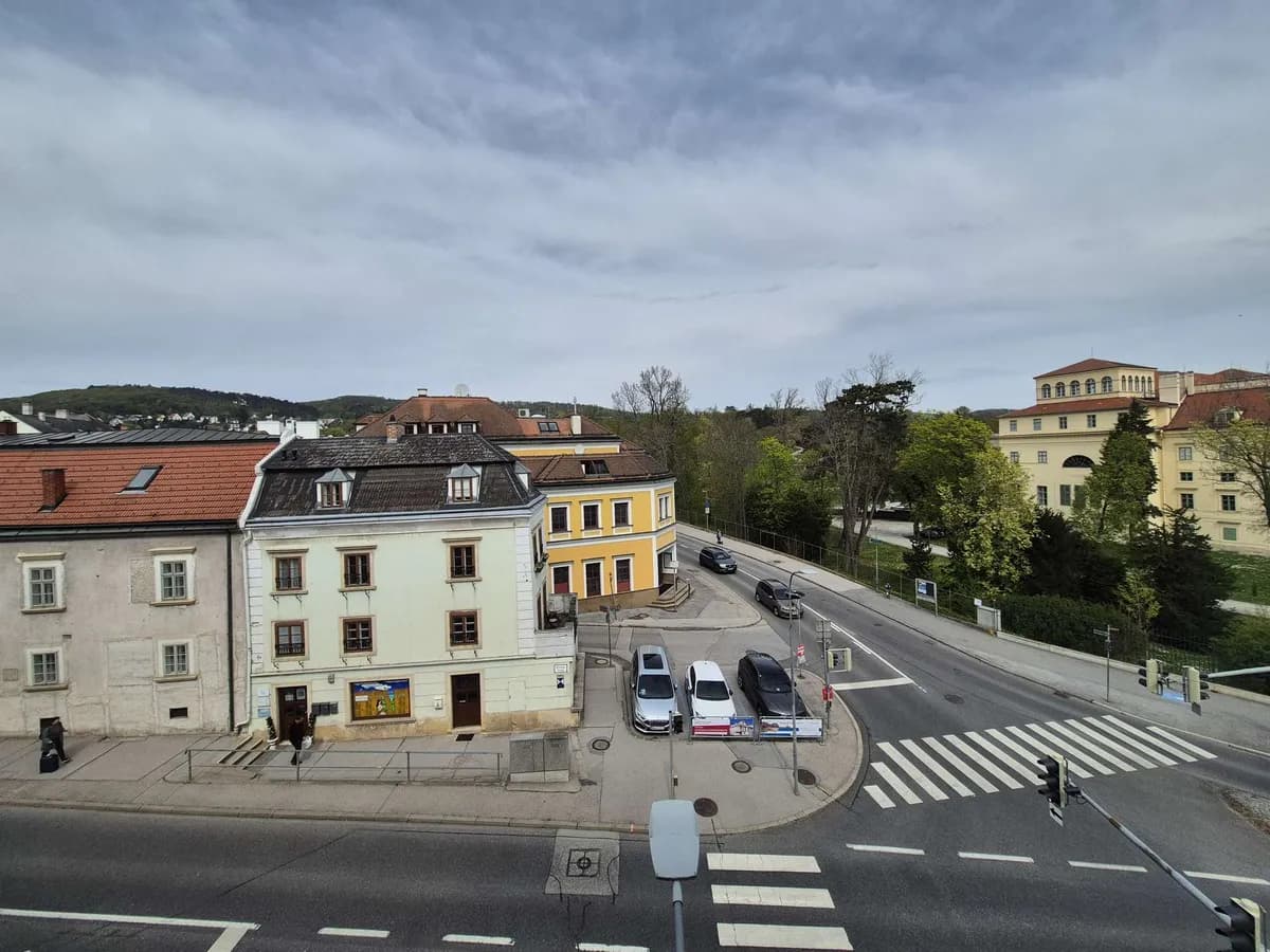 5-Zimmer-Gewerbeimmobilie mieten in Eisenstadt – 89 m², € 1.134