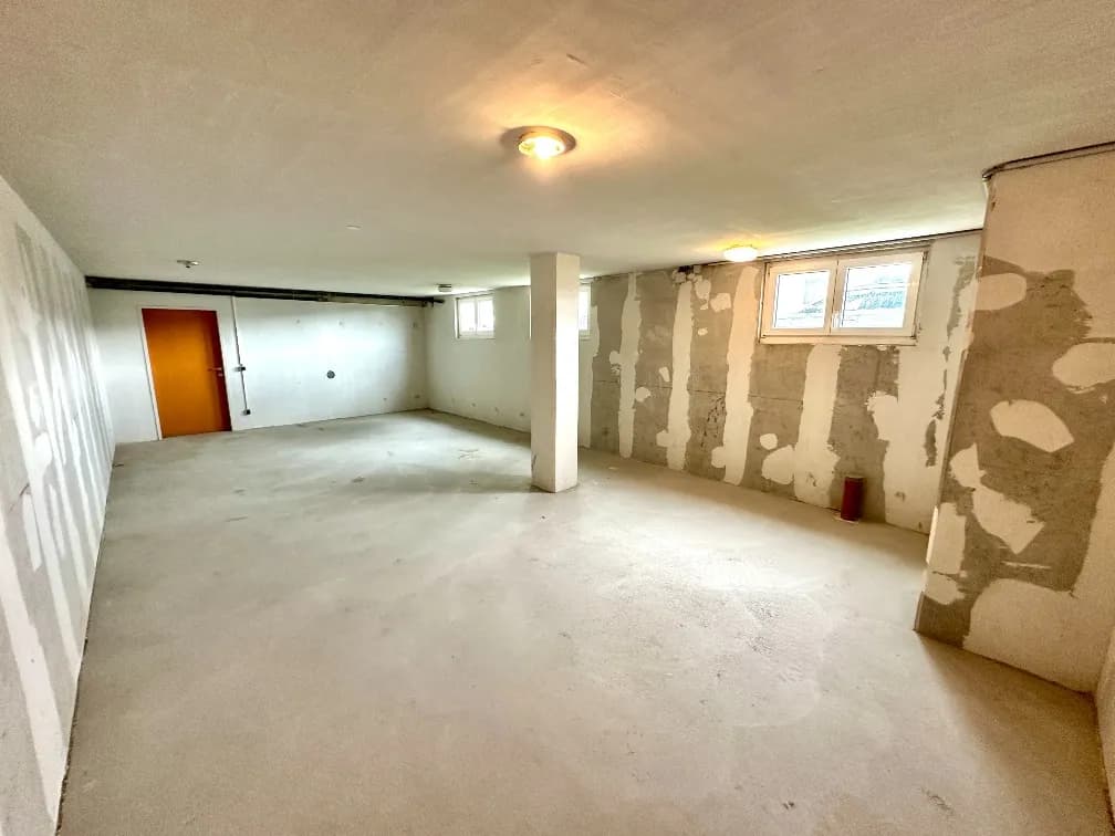 1-Zimmer-Gewerbeimmobilie kaufen in Amstetten – 45 m², € 35.180 – Bild 2 von 2