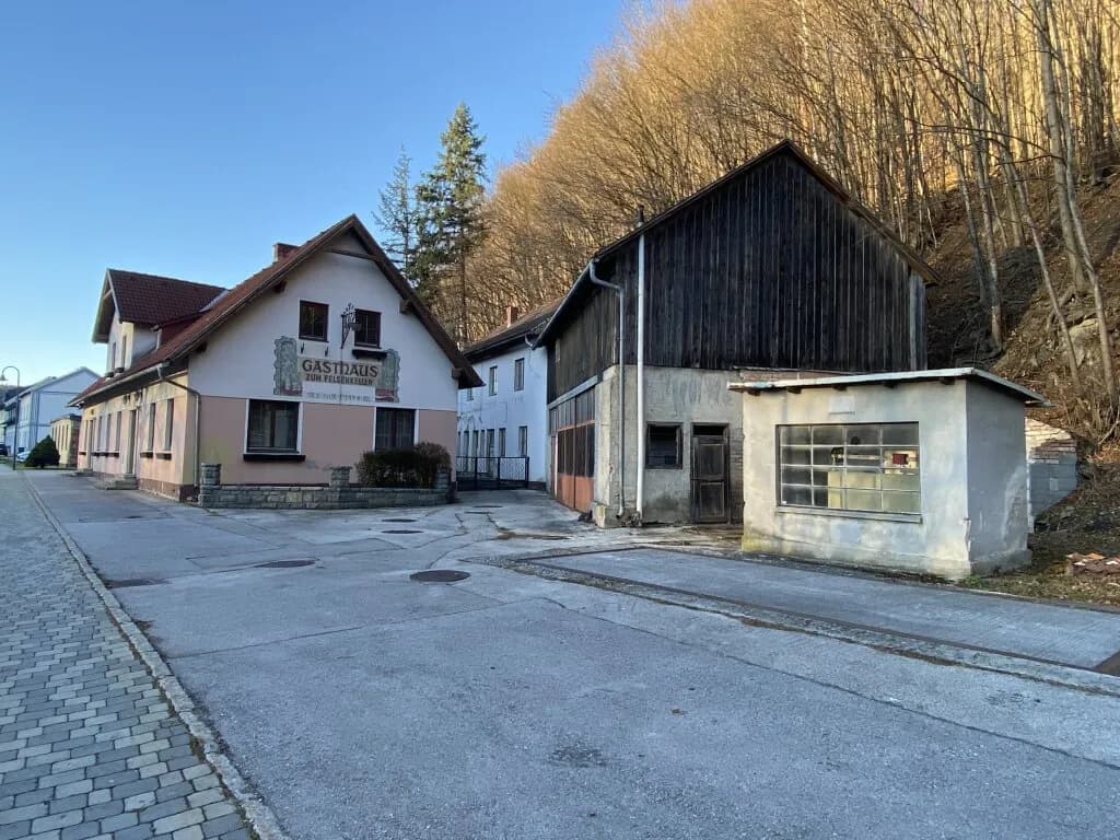 Immobilie kaufen in Baden – 393 m², € 359.000