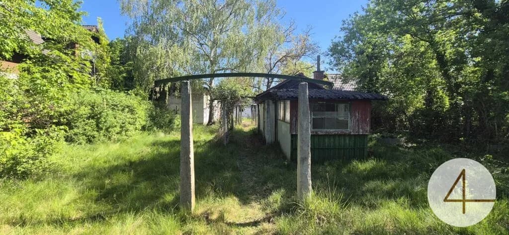 Grundstück kaufen in Gänserndorf – 910 m², € 350.000