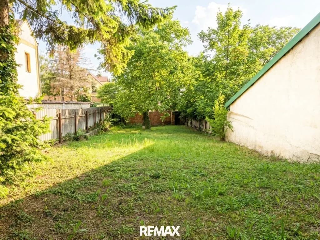 Grundstück kaufen in Baden – 400 m², € 99.000 – Bild 2 von 2