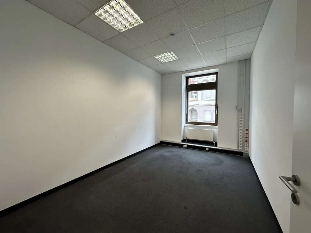 11-Zimmer-Gewerbeimmobilie mieten in Graz – 380 m², € 5.320 – Bild 5 von 16