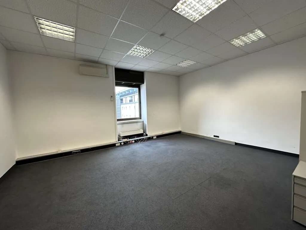 11-Zimmer-Gewerbeimmobilie mieten in Graz – 380 m², € 5.320 – Bild 15 von 16