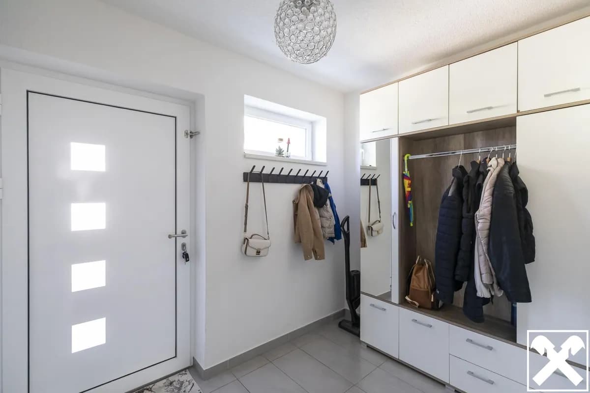 5-Zimmer-Haus kaufen in Vöcklabruck – 120 m², € 355.000 – Bild 7 von 22