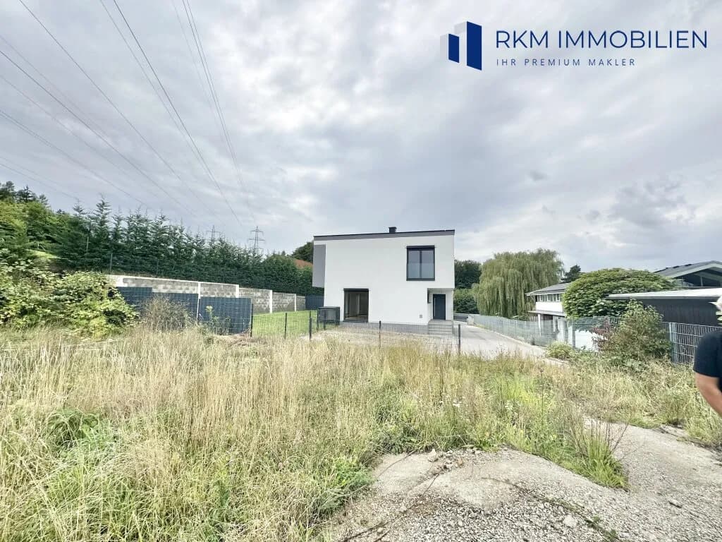 Grundstück kaufen in Tulln – 700 m², € 400.000