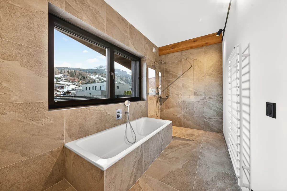 5-Zimmer-Wohnung kaufen in Kitzbühel – 175,23 m², € 2.350.000 – Bild 4 von 8