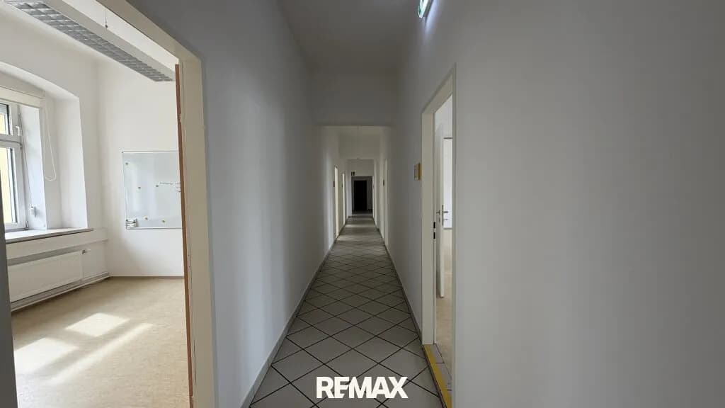 Gewerbeimmobilie mieten in Sankt Pölten – 351 m², € 4.571 – Bild 11 von 36