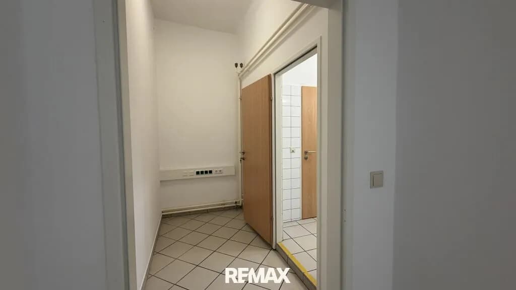 Gewerbeimmobilie mieten in Sankt Pölten – 351 m², € 4.571 – Bild 21 von 36