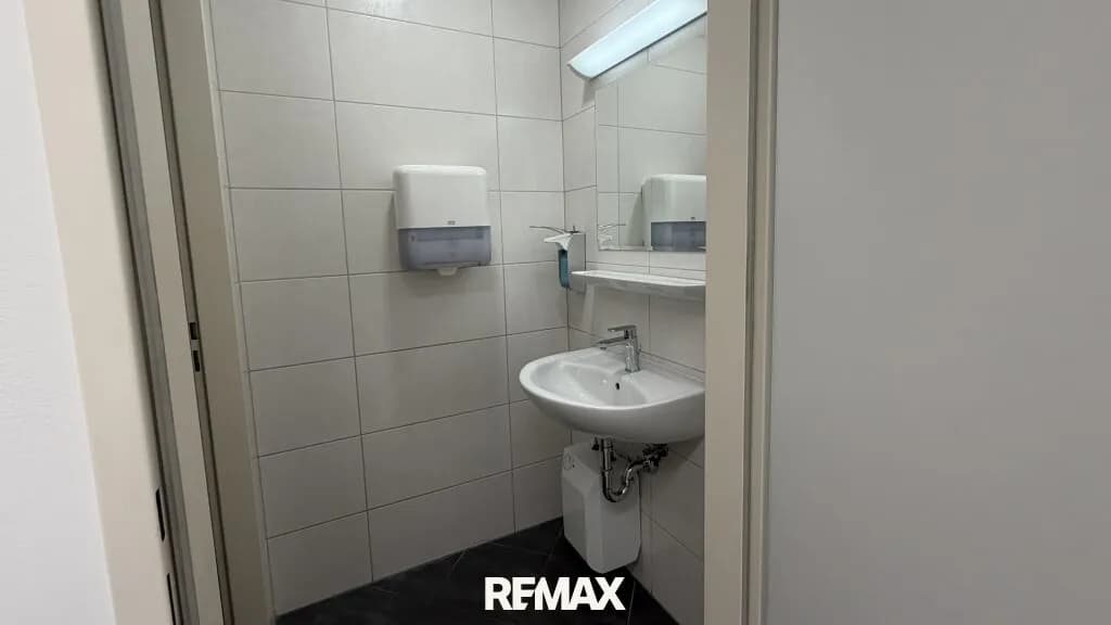 Gewerbeimmobilie mieten in Sankt Pölten – 351 m², € 4.571 – Bild 33 von 36
