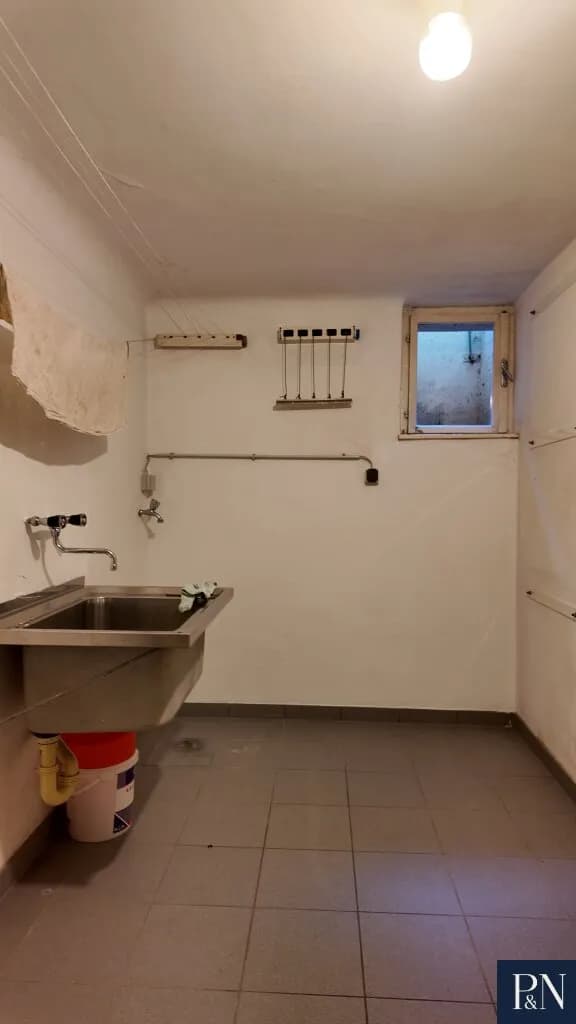 6-Zimmer-Haus mieten in Mödling – 390 m², € 2.500 – Bild 21 von 30