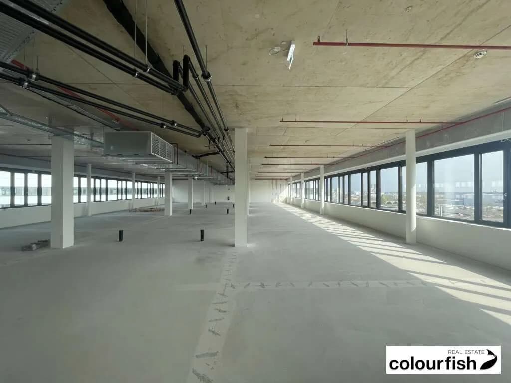 Gewerbeimmobilie mieten in Wien – 5 000 m² – Bild 1 von 13