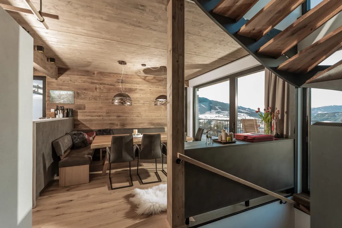 6-Zimmer-Haus mieten in Liezen – 220 m², € 3.300 – Bild 3 von 12