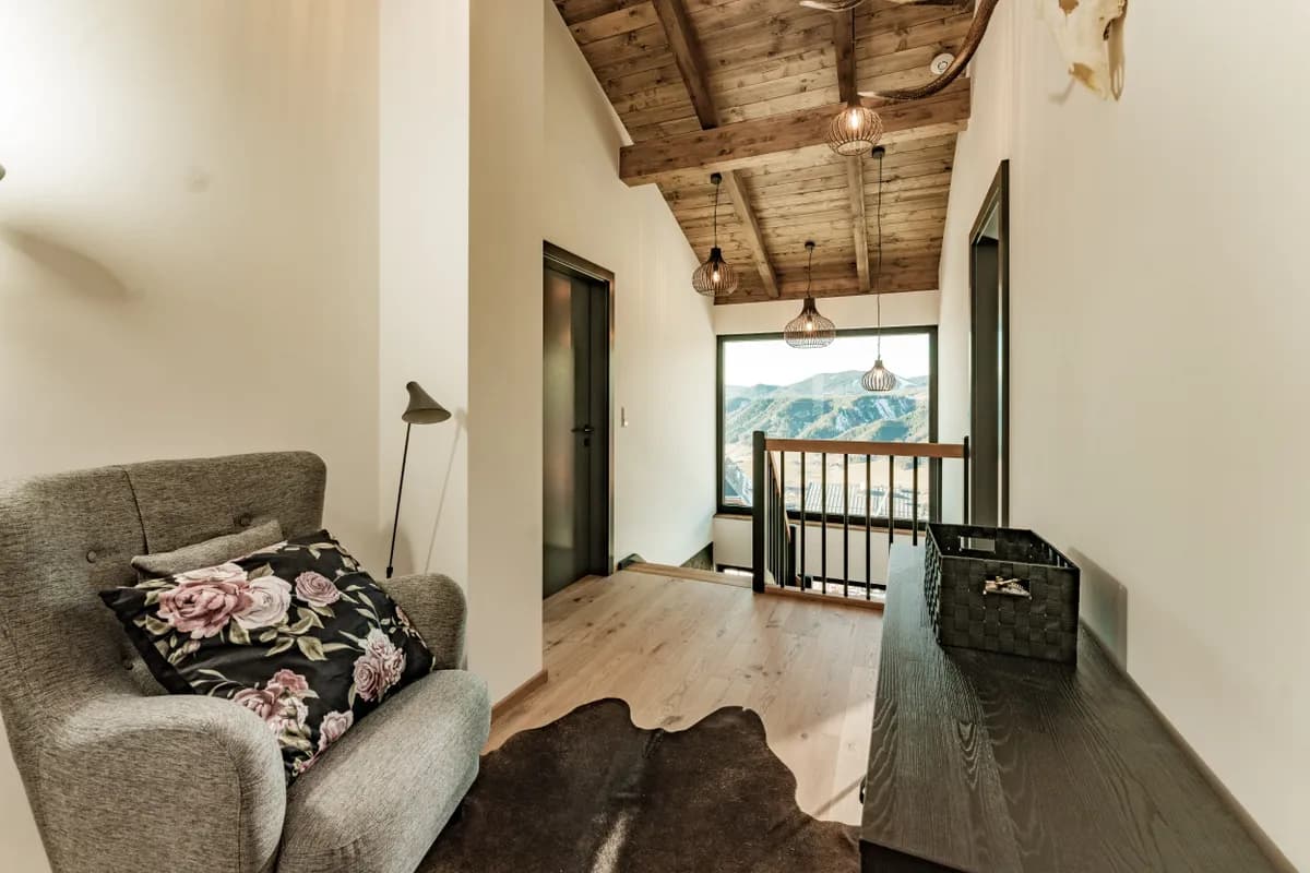 6-Zimmer-Haus mieten in Liezen – 220 m², € 3.300 – Bild 6 von 12