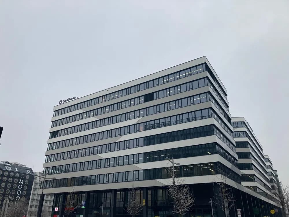 Gewerbeimmobilie mieten in Wien – 379 m², € 23