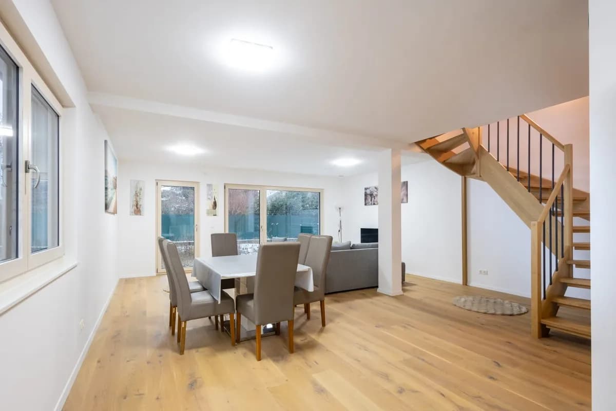4-Zimmer-Haus mieten in Wien – 150 m², € 3.200 – Bild 4 von 16