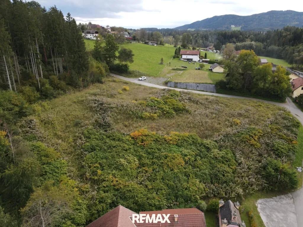 Grundstück kaufen in Feldkirchen – 1 991 m², € 278.740