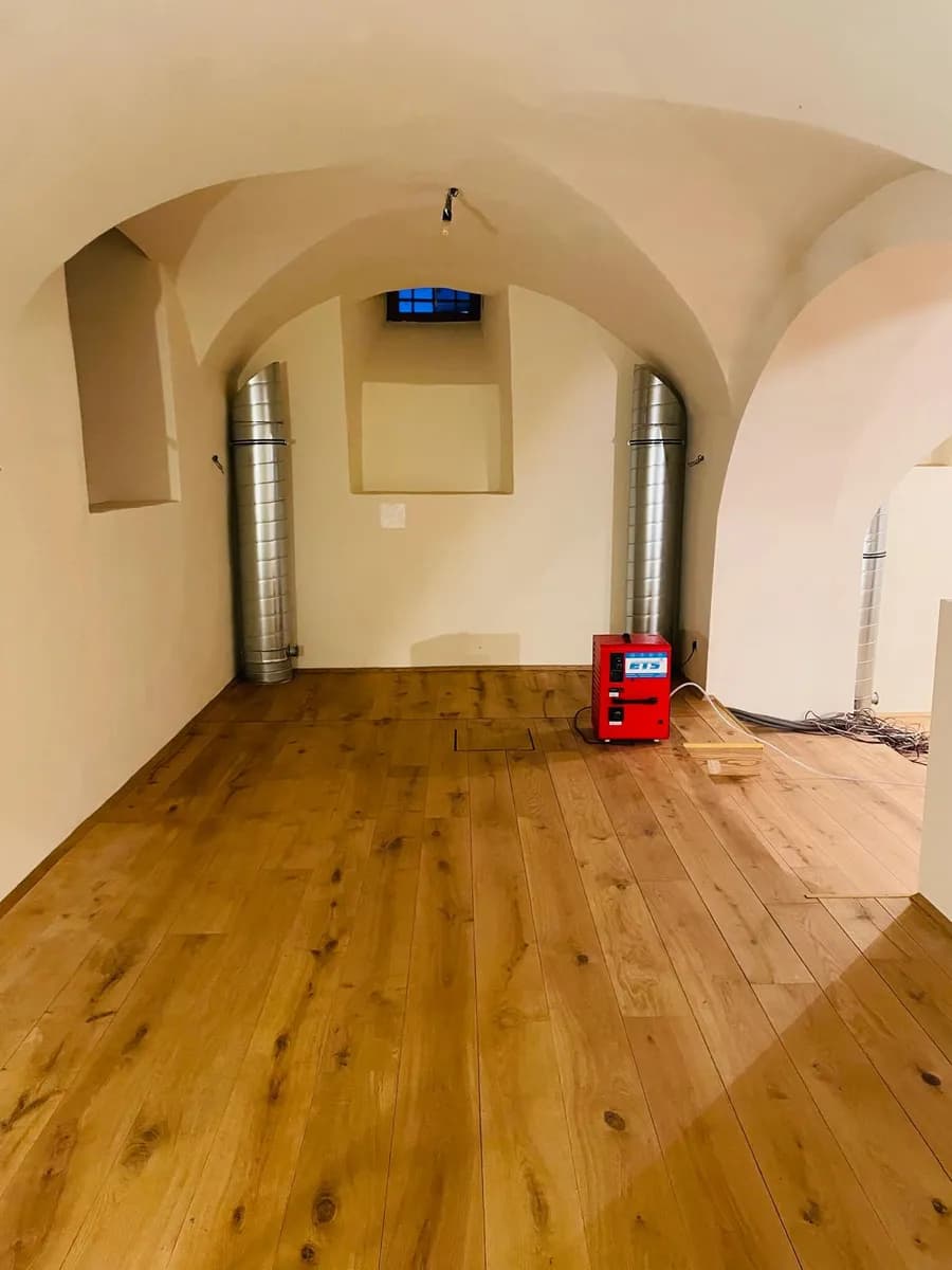 6-Zimmer-Gewerbeimmobilie mieten in Graz – 259 m², € 4.342 – Bild 4 von 7