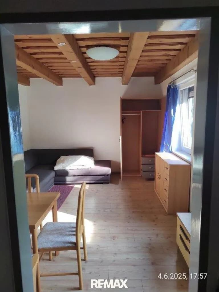 9-Zimmer-Gewerbeimmobilie kaufen in Klagenfurt Land – 225 m², € 350.000 – Bild 10 von 15