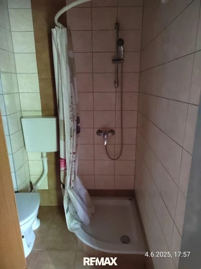 9-Zimmer-Gewerbeimmobilie kaufen in Klagenfurt Land – 225 m², € 350.000 – Bild 14 von 15
