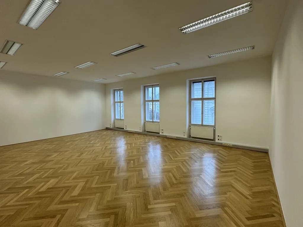 Gewerbeimmobilie mieten in Wien – 834 m², € 12.602 – Bild 2 von 20