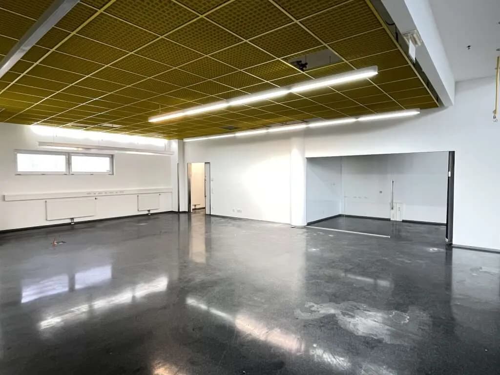 Gewerbeimmobilie mieten in Salzburg-Umgebung – 147 m², € 2.530 – Bild 3 von 6