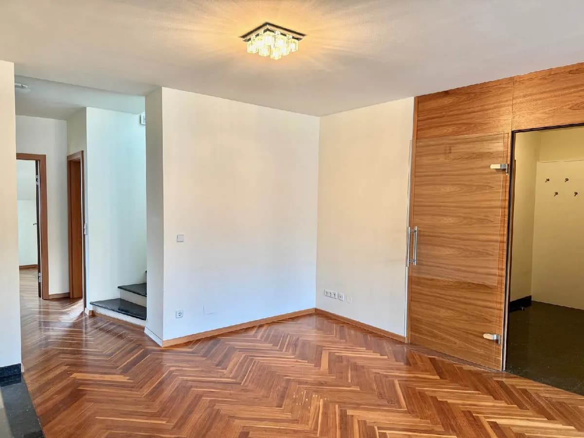 5-Zimmer-Wohnung mieten in Wien – 178 m², € 3.499 – Bild 4 von 27