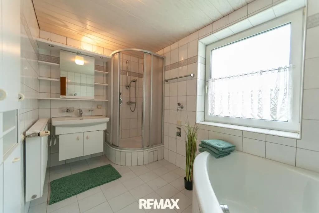 6-Zimmer-Gewerbeimmobilie kaufen in Rohrbach – 174 m², € 265.000 – Bild 7 von 18