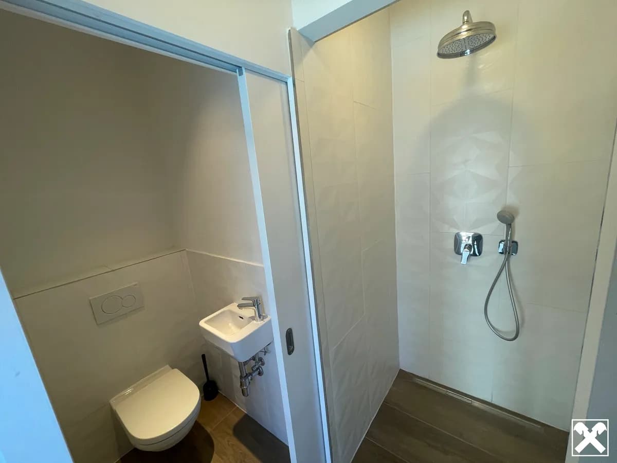 9-Zimmer-Haus kaufen in Rust (Stadt) – 236,85 m², € 790.000 – Bild 8 von 12