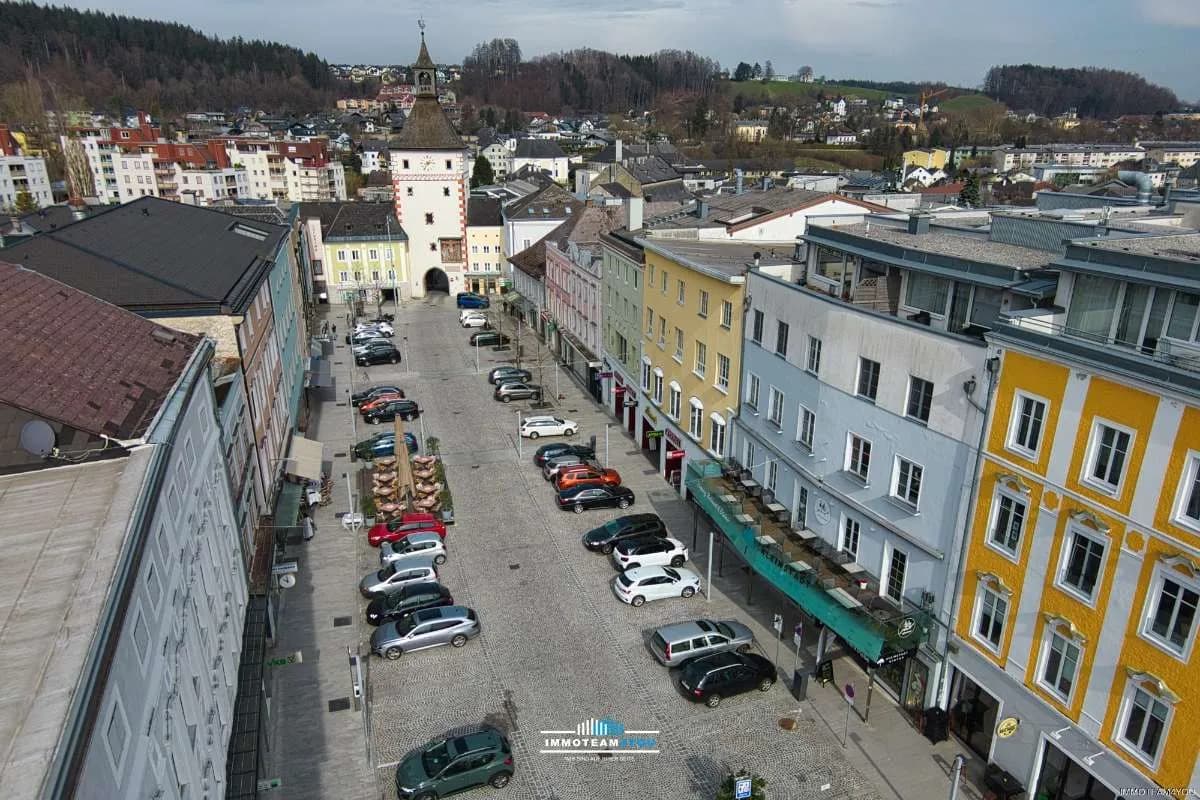 Gewerbeimmobilie kaufen in Vöcklabruck – 676 m², € 2.090.000 – Bild 4 von 36
