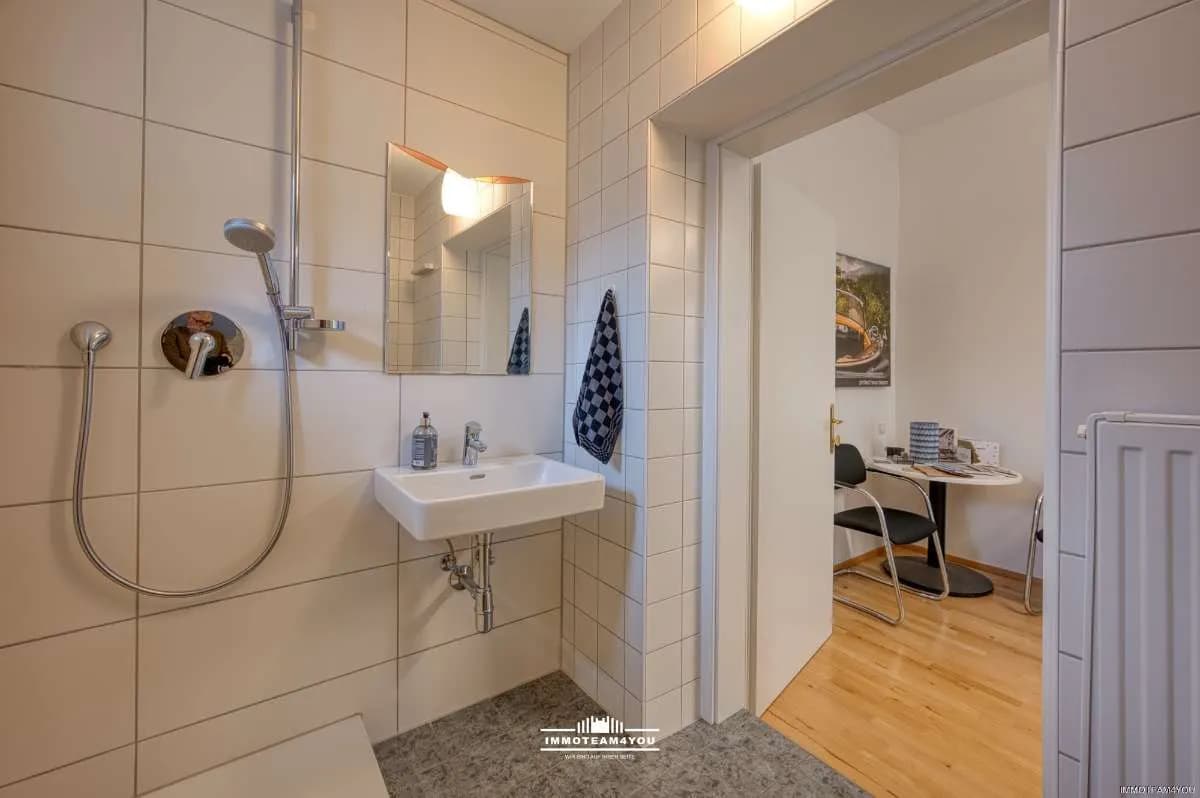 Gewerbeimmobilie kaufen in Vöcklabruck – 676 m², € 2.090.000 – Bild 31 von 36
