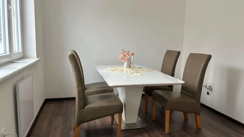 4-Zimmer-Gewerbeimmobilie kaufen in Hollabrunn – 90 m², € 179.000 – Bild 2 von 15