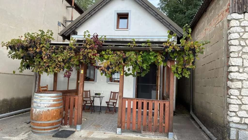 2-Zimmer-Wohnung kaufen in Hollabrunn – 50 m², € 79.000 – Bild 2 von 15