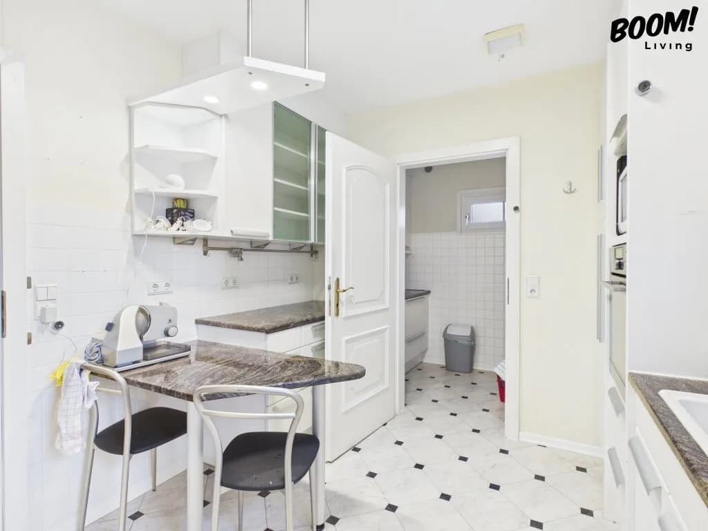 6-Zimmer-Immobilie kaufen in Baden – 336,26 m², € 1.100.000 – Bild 10 von 39