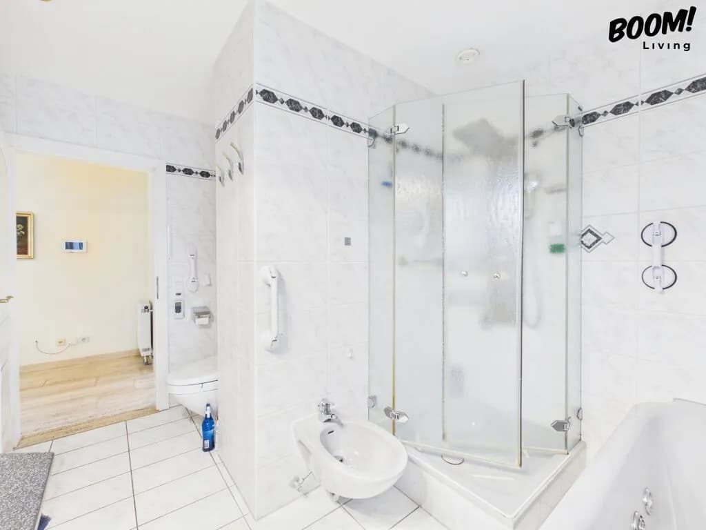 6-Zimmer-Immobilie kaufen in Baden – 336,26 m², € 1.100.000 – Bild 23 von 39