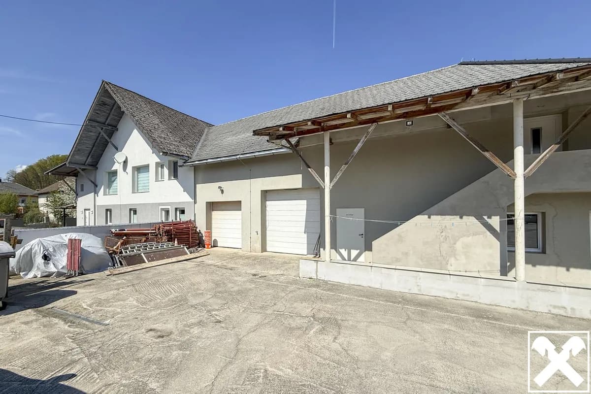 Immobilie kaufen in Vöcklabruck – 156 m², € 250.000