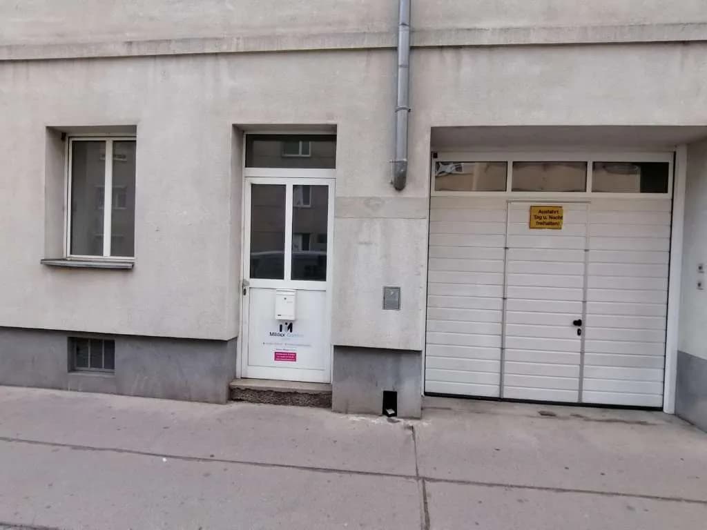 8-Zimmer-Gewerbeimmobilie kaufen in Wien – 341 m², € 450.000