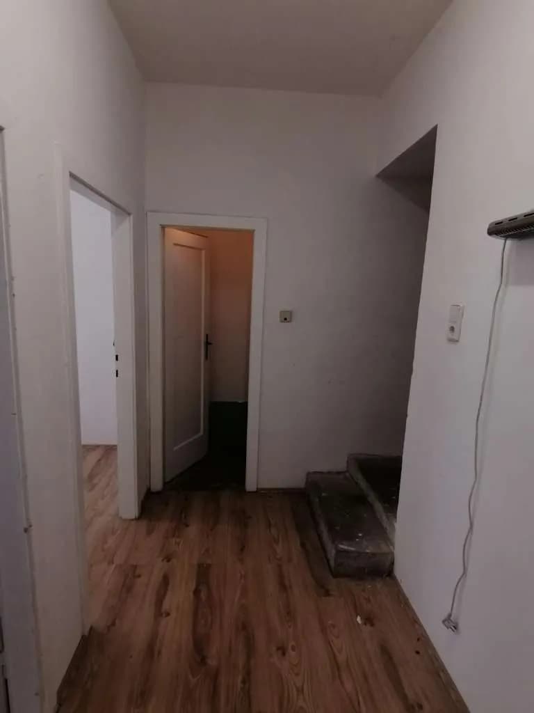 8-Zimmer-Gewerbeimmobilie kaufen in Wien – 341 m², € 450.000 – Bild 5 von 27