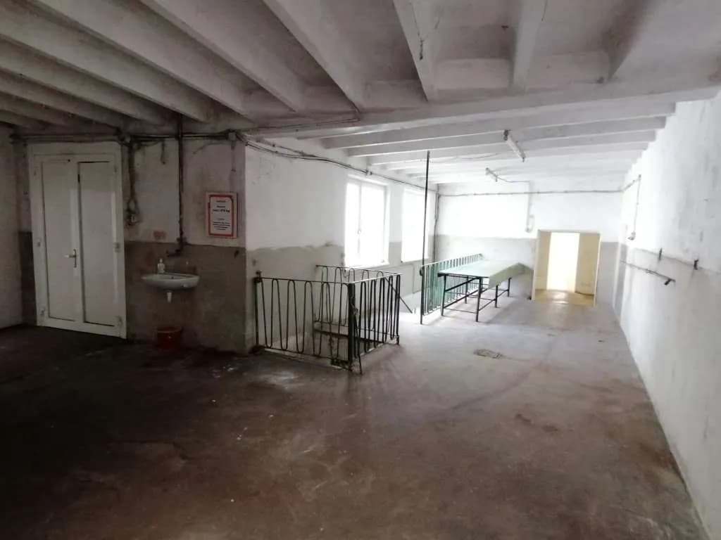 8-Zimmer-Gewerbeimmobilie kaufen in Wien – 341 m², € 450.000 – Bild 11 von 27