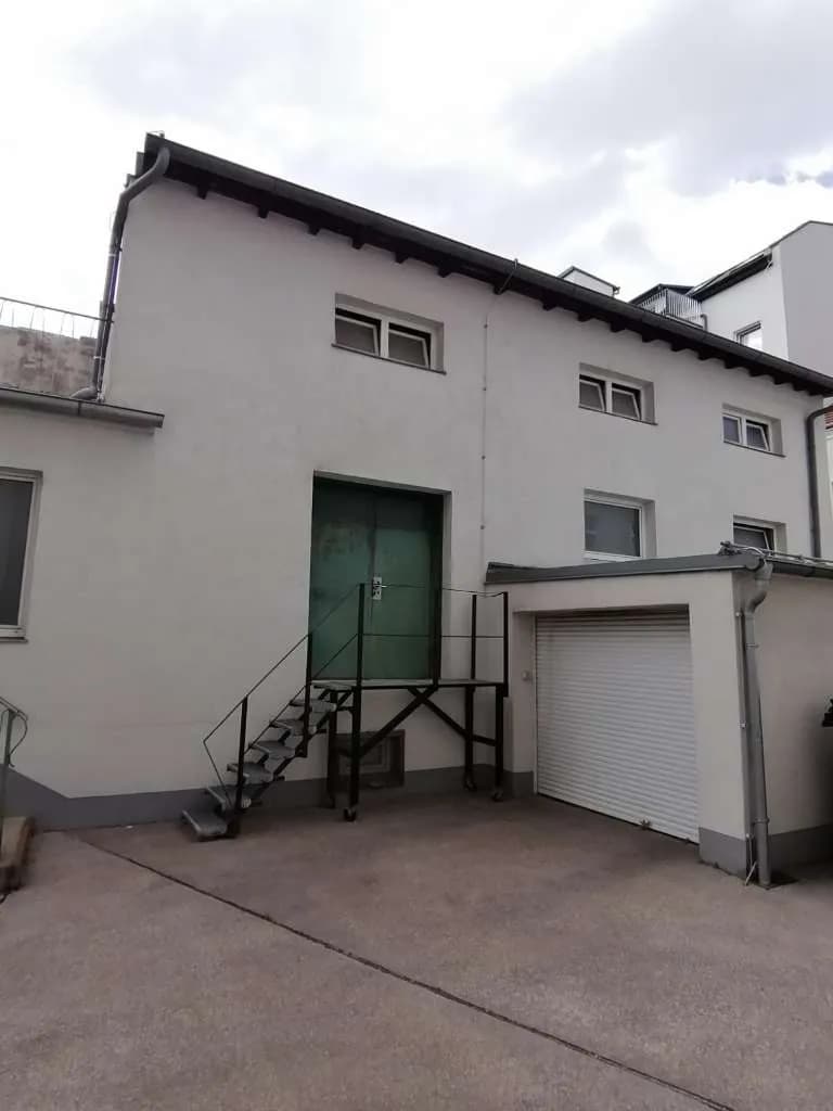 8-Zimmer-Gewerbeimmobilie kaufen in Wien – 341 m², € 450.000 – Bild 23 von 27
