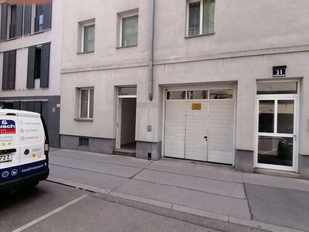 6-Zimmer-Gewerbeimmobilie mieten in Wien – 299 m², € 3.600 – Bild 2 von 22