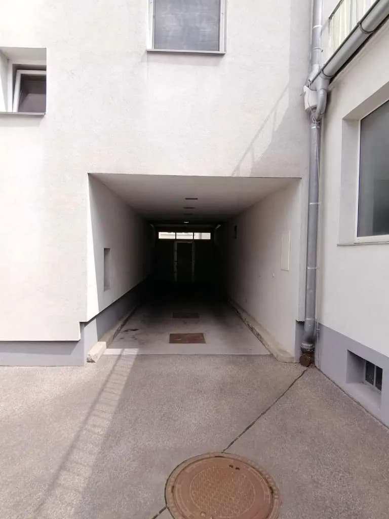 6-Zimmer-Gewerbeimmobilie mieten in Wien – 299 m², € 3.600 – Bild 14 von 22