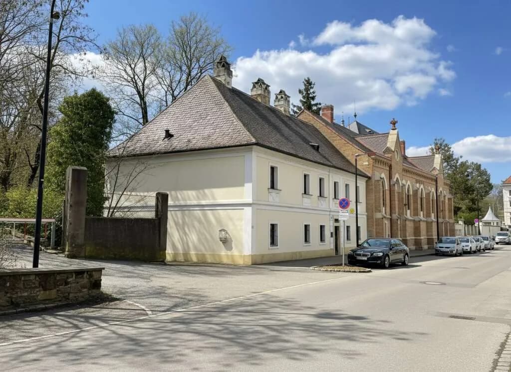 13-Zimmer-Immobilie kaufen in Hollabrunn – 303,8 m², € 330.000 – Bild 13 von 17