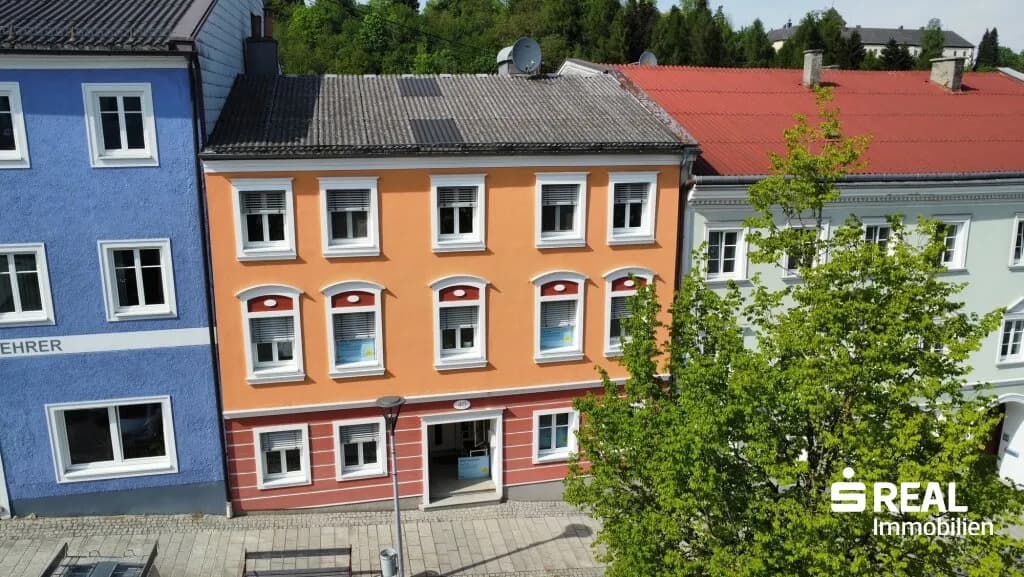 10-Zimmer-Haus kaufen in Grieskirchen – 339 m², € 439.000 – Bild 2 von 17