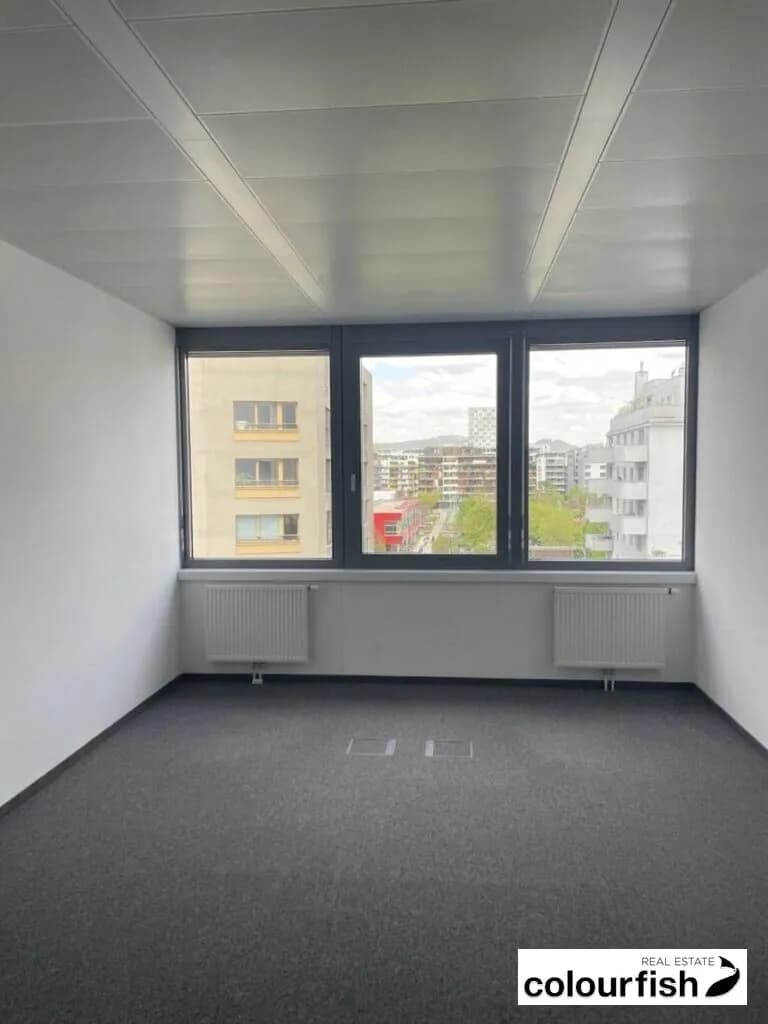 Gewerbeimmobilie mieten in Wien – 465 m², € 8.806